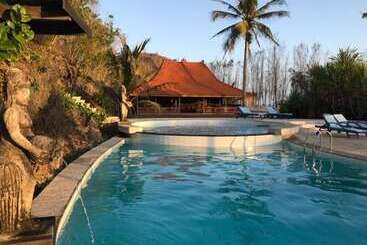 Bed and Breakfast Desa Limasan Resort