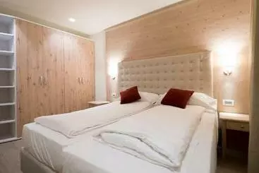 Aparthotel Chalet Tea Da Bondi