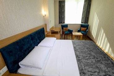 فندق Grand Elmira Suites