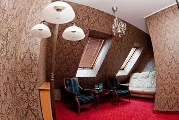 Hotelli Warmia Spa