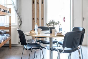 Tallbackens Gård & Vandrarhem Hostel