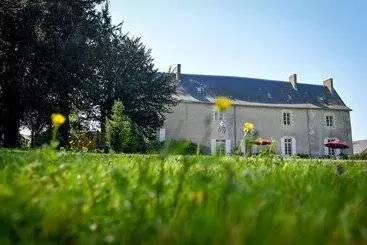 Aamiaismajoitus (B&B) Château De La Grand'cour