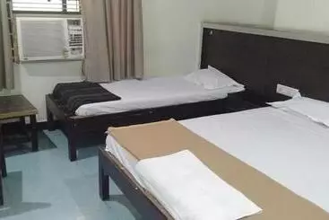 Hotell Iroomz Hoysala Residency