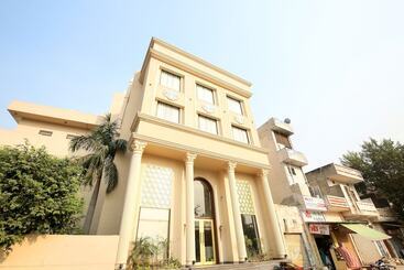 Hotel Jane Royale By Oyo Rooms