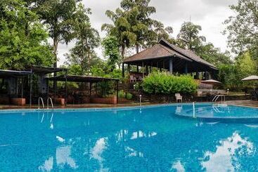 Cherilyn Monta Resort