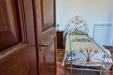 فندق ريفى Azienda Agricola Perconti