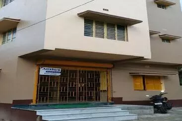 Pensionat Atithya Guest House