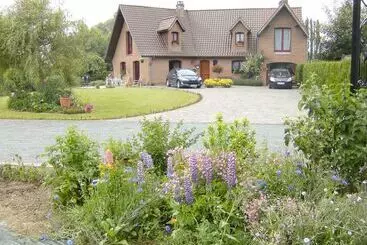 Majatalo Chambre D'hotes Au Fil De L'eau