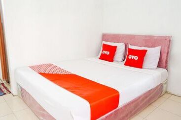 Auberge Hôtelière Cempaka Homestay By Oyo Rooms