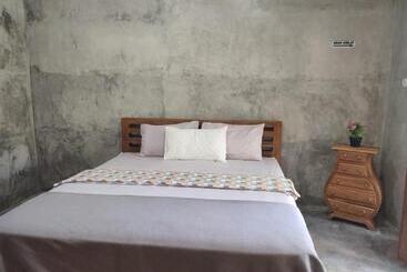 Bed and Breakfast Watukarung Ristu Homestay
