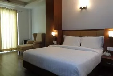Hotel Splendour Clarks Inn
