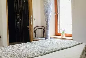 ベッドアンドブレックファースト Aude Escape