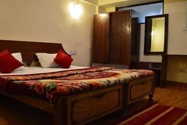 Hotel All Seasons Anamika