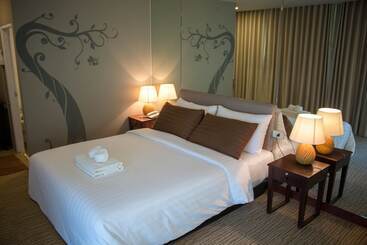 هتل Chiangkhan River Green Hill