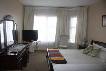 ペンション Lolos Bed & Breakfast