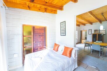 호텔 Deruxa Cottages