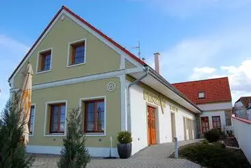 Majatalo Penzion Blanský Les