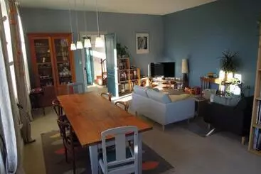 Aamiaismajoitus (B&B) L'estancat