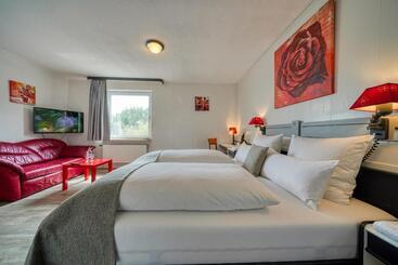 فندق Seeblick Försterhaus