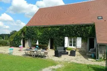 ペンション Meublés De Tourisme La Reserve