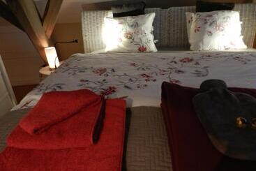 Aparthotel Blue Wall Bnb