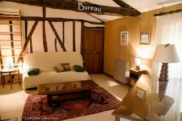 Pensiune La Chambre La Tricherie