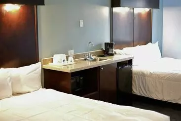 בית מלון כפרי Clarion Inn Auburn Seattle