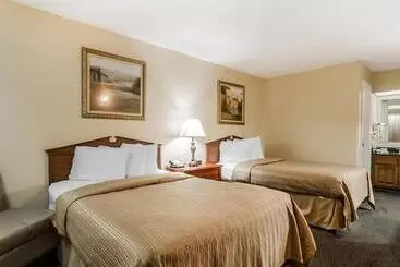 فندق Quality Inn Arab Hwy 231