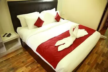 Hotel Wayanad Square