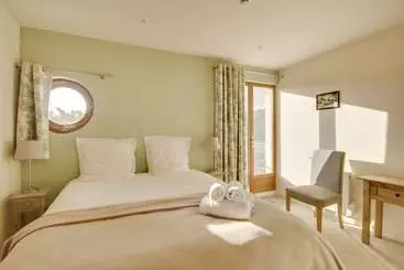 ベッドアンドブレックファースト La Cascade