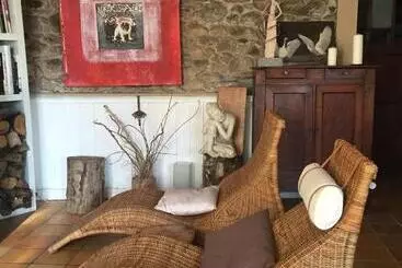 Pensão Au Détour Du Larrech