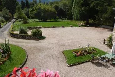 Aamiaismajoitus (B&B) Domaine Vega