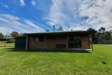 Casa Rural Lake Yalleena Nature Retreat