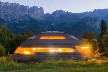 Majatalo Au Dela Des Nuages, Maison D Hôtes Insolite & Spa