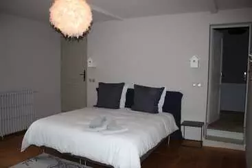민박 Bed In Bellongue