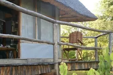 Hotel Mabata Makali Lodge & Campsite