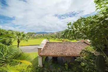 هتل آپارتمان Los Suenos Resort Bay Residence 8c