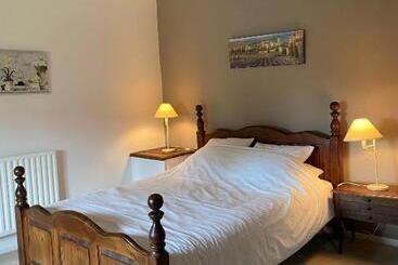 بنسيون L'envers