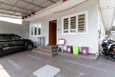 Pensione Reddoorz @ Kelapa Gading Permai