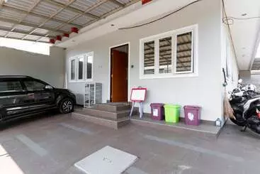 Pensione Reddoorz @ Kelapa Gading Permai