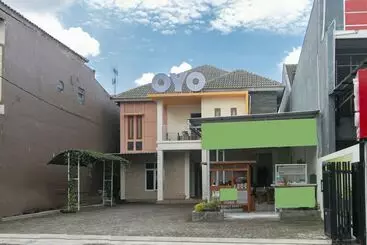 Hotel Oyo 562 Griya Hanum Syariah