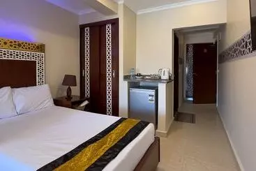 Pyramids Height Hotel & Pyramids Master Scene Rooftop