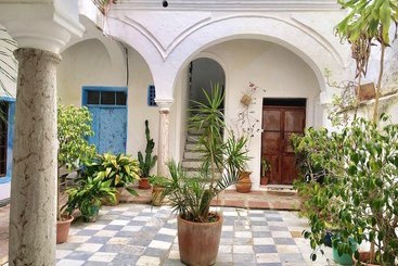 کلبه House With 3 Bedrooms In Tarifa, With Wonderful City View, Furnished Terrace And Wifi 500 M From Th