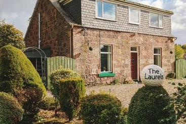 Bed and Breakfast The Laurels Guest House