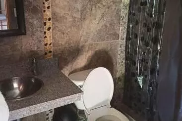 Pension  La Casa De Thurys