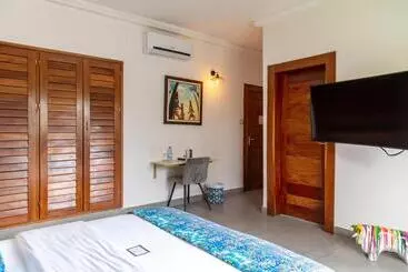 Pension Le Karé ébène