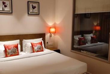 فندق Morpho Kakarmatta Varanasi