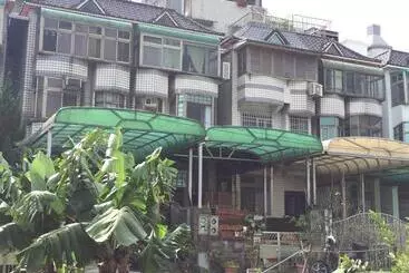 Bed and Breakfast Johnnie S Inn