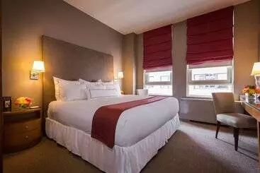 Giraffe By Library Hotel Collection