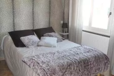 Bed & Breakfast Manoir Du Brugnobois